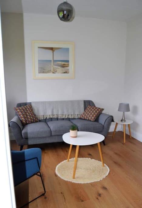 Twin Lake View - Bungalow In Pontoon Foxford Esterno foto